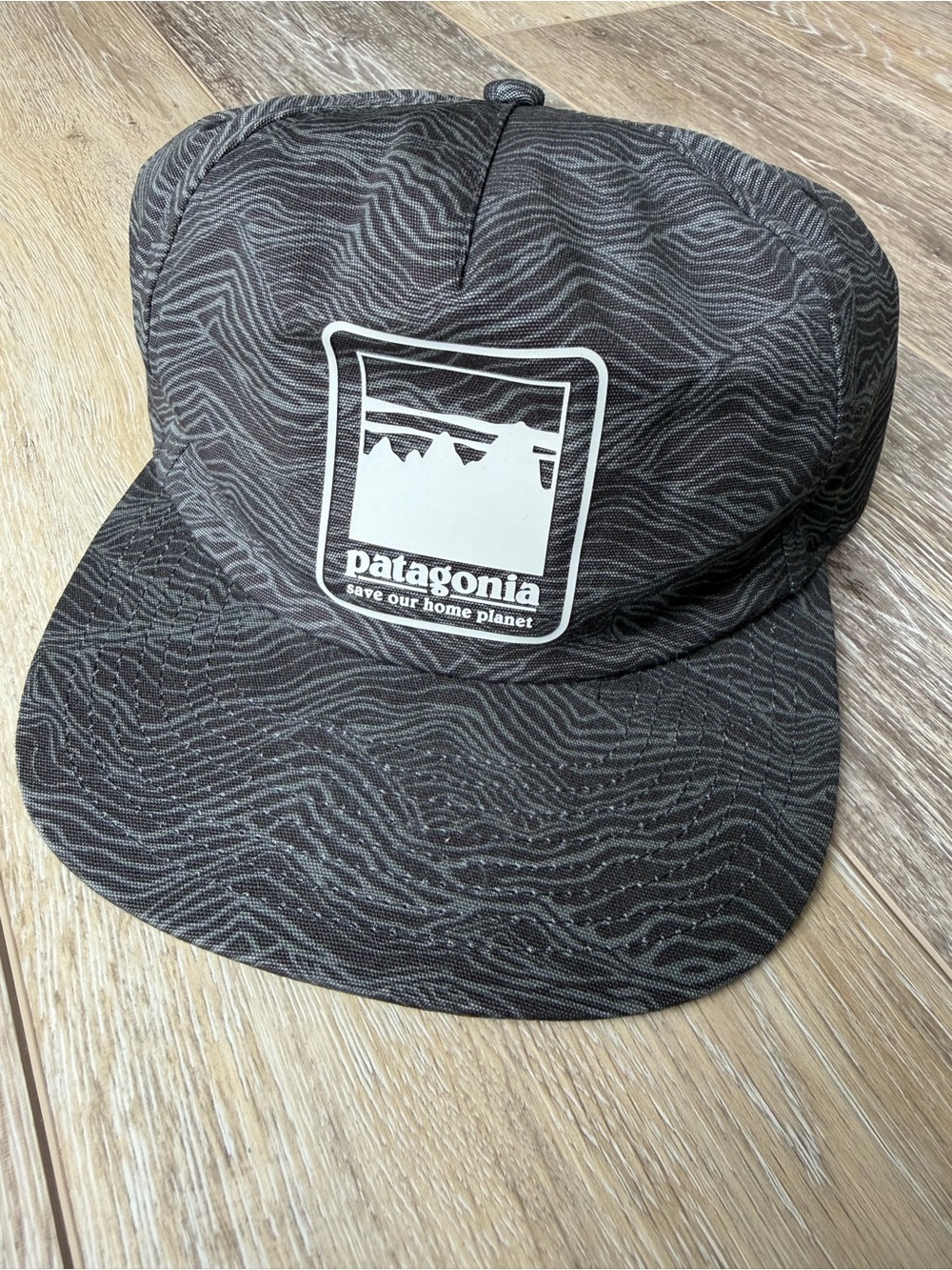 Patagonia Alpine Icon Funfarer Cap Black Topographic Snapback NWOT